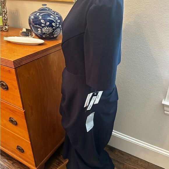 NWT XSCAPE Puff-Sleeve Gown - Picture 8 of 10